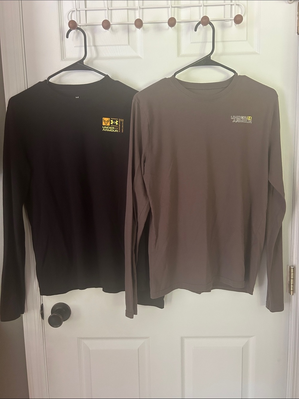 Under Armour Boys Long Sleeve Shirts - Black & Olive Green